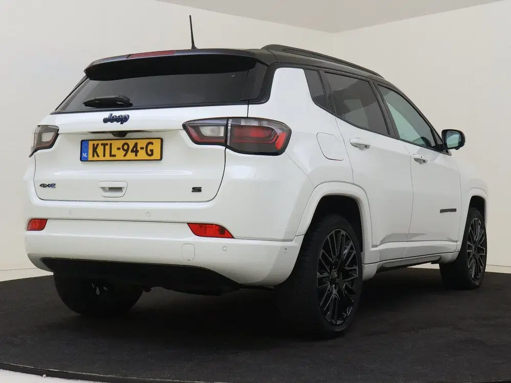 Jeep Compass 4xe 240 Plug-in Hybrid Electric S uit 2022, foto 12