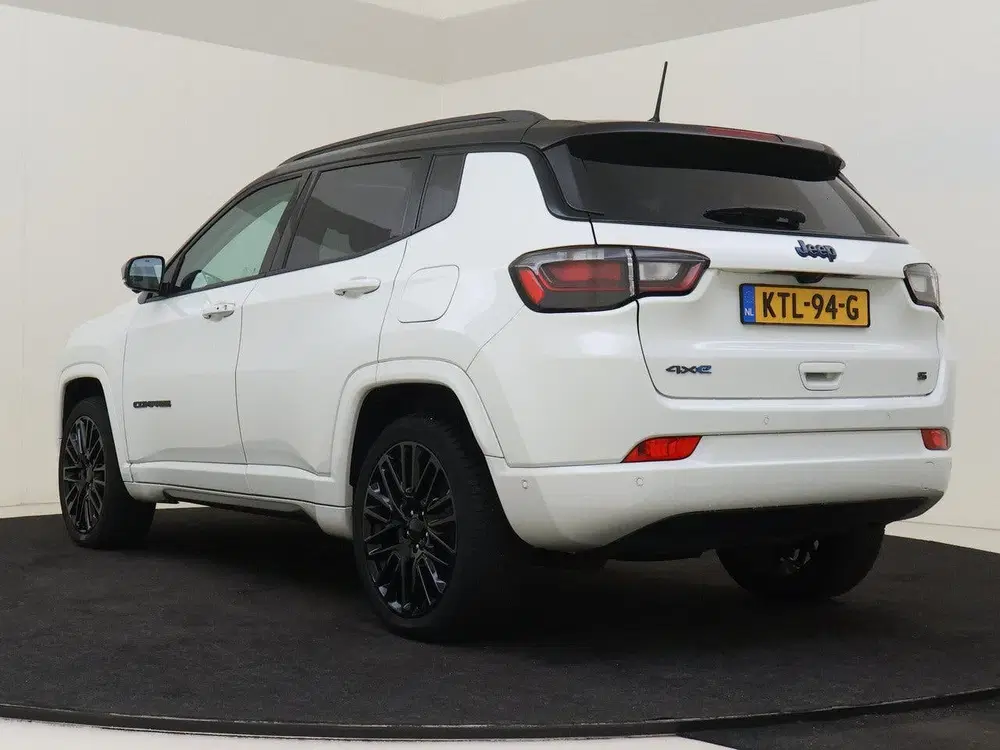 Jeep Compass 4xe 240 Plug-in Hybrid Electric S uit 2022, foto 5