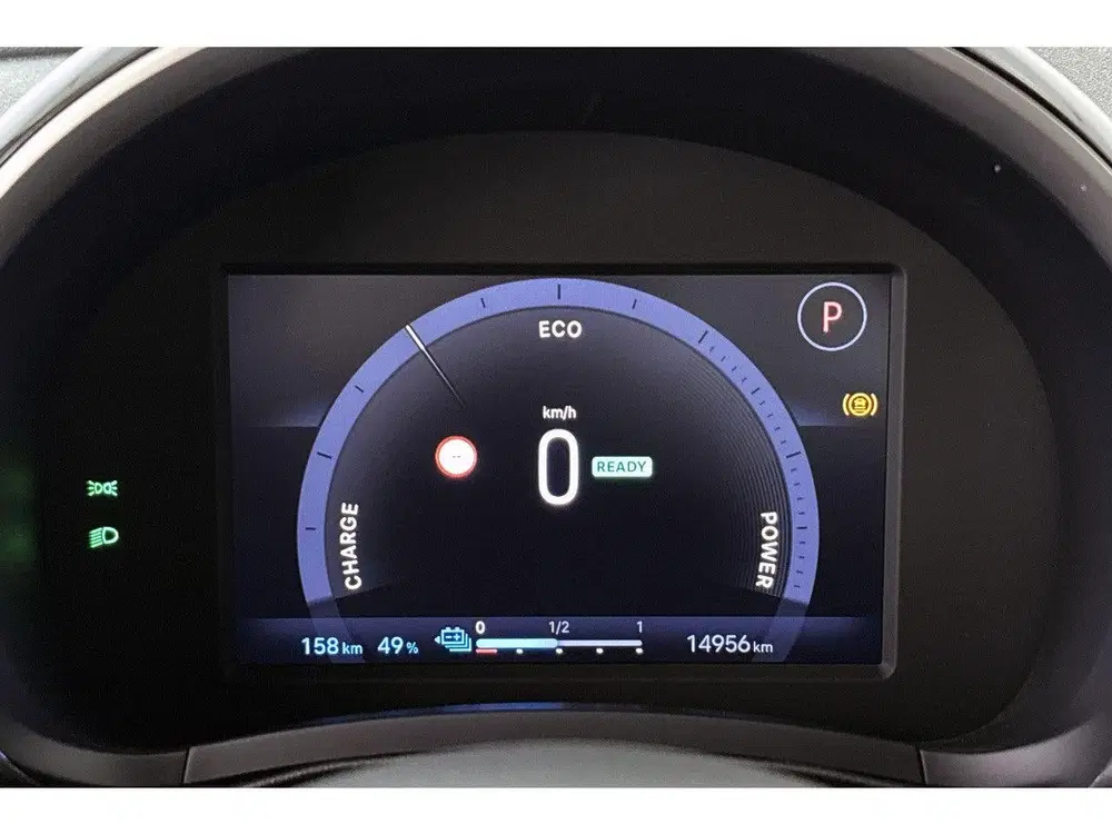 Fiat 600e RED 54 kWh Apple CarPlay Climate Control S uit 2024, foto 11