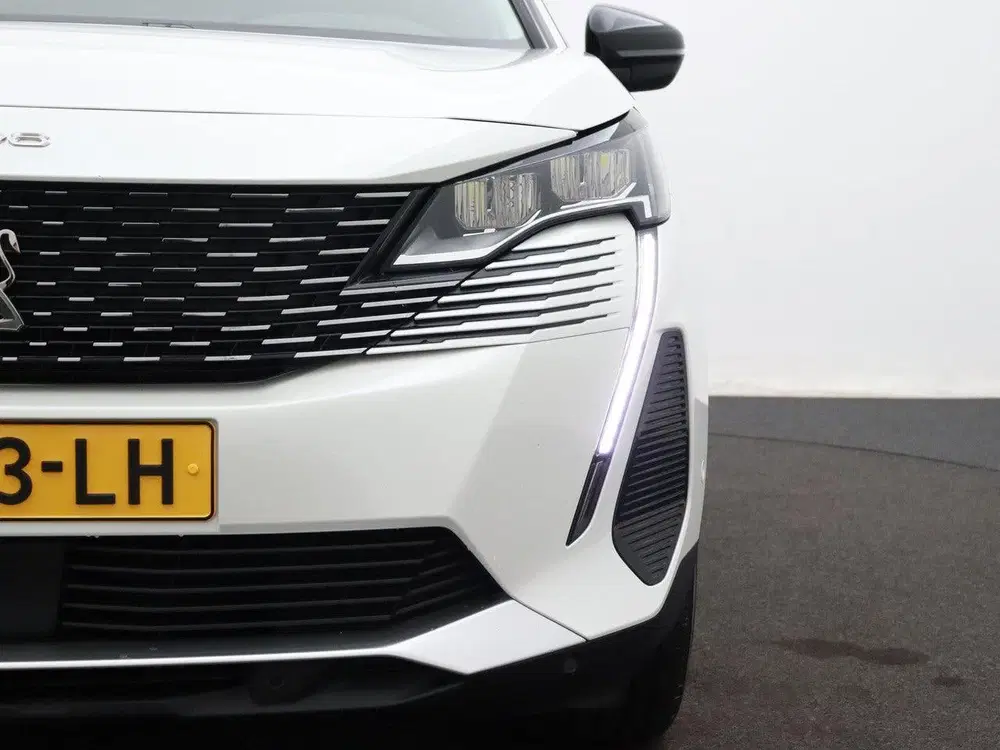 Peugeot 3008 HYbrid4 Blue Lease Allure 300pk Automaat uit 2022, foto 6
