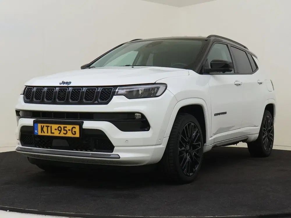 Jeep Compass 4xe 240PK Plug-in Hybrid Electric S Stoel uit 2022