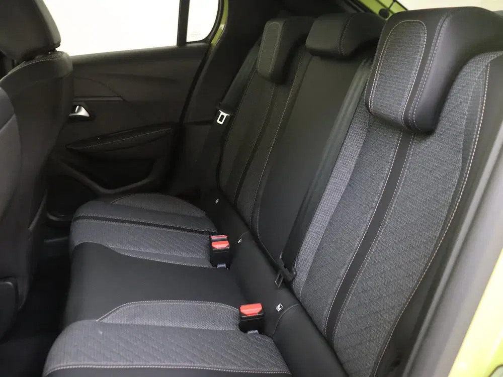 Peugeot 208 EV E-Style Limited 50 kWh 136PK Keyless uit 2024, foto 12