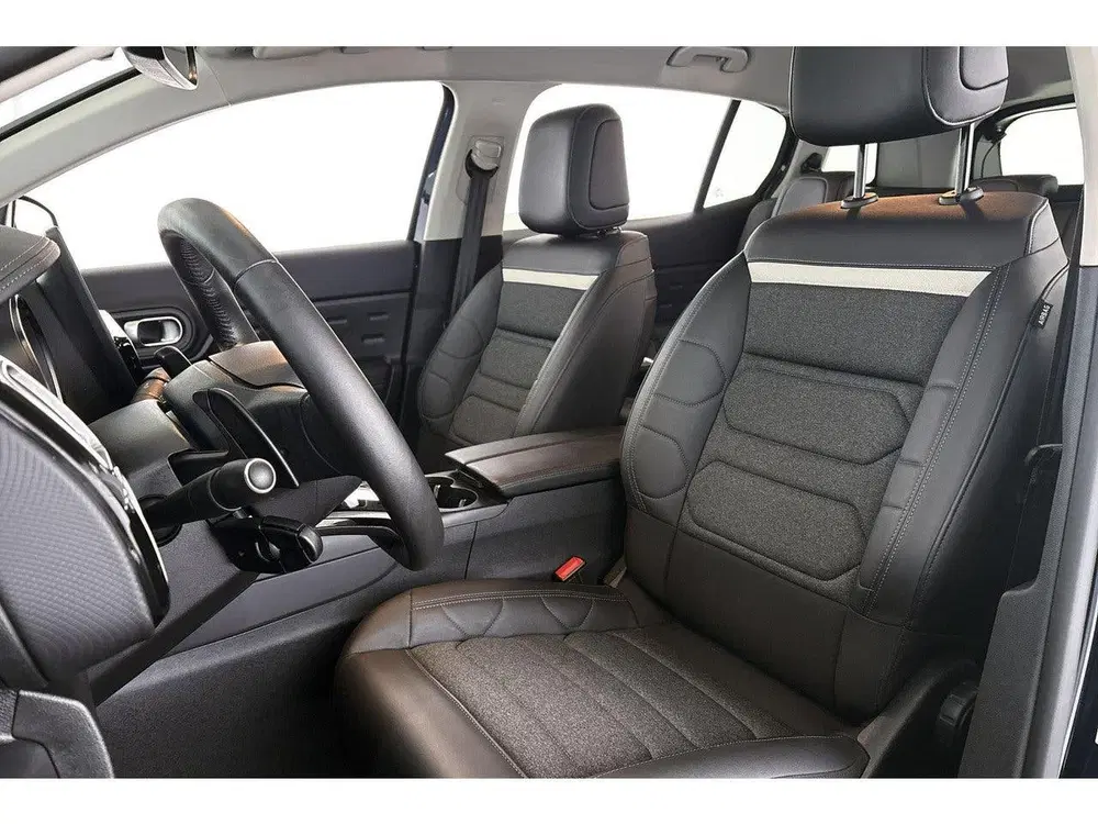Citroën C5 Aircross 1.2 Hybrid 136 Plus Stoelverwarming Cam uit 2025, foto 6
