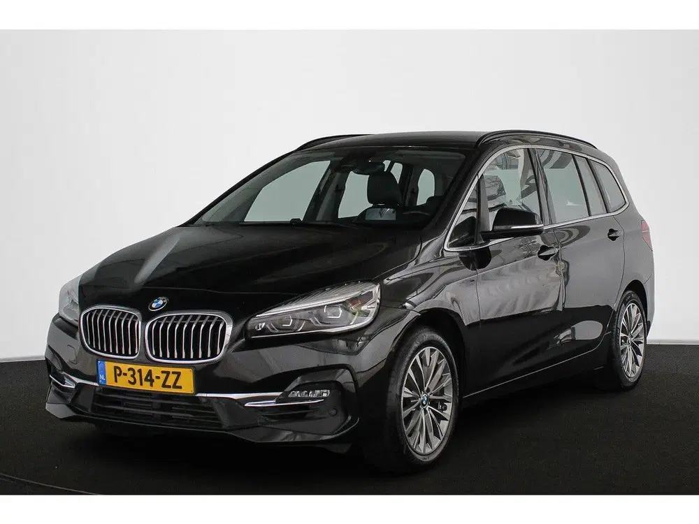 BMW 2-serie Gran Tourer 216i Business Edition Plus Tre uit 2022
