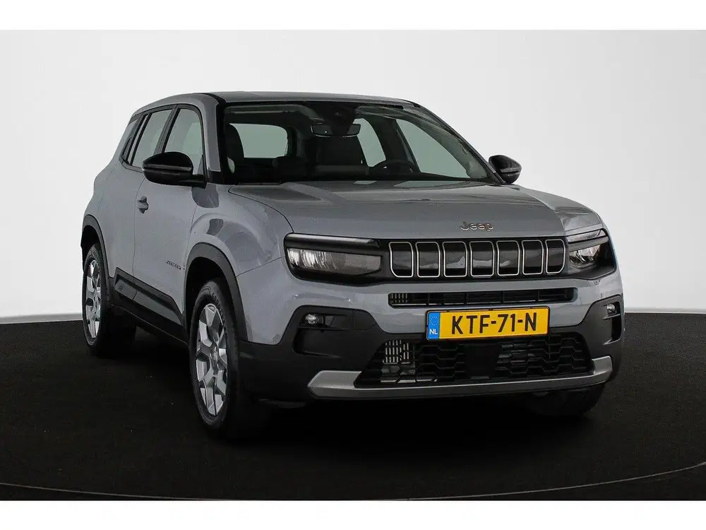 Jeep Avenger 1.2 e-Hybrid Altitude Achteruitrijcamera A uit 2025, foto 2