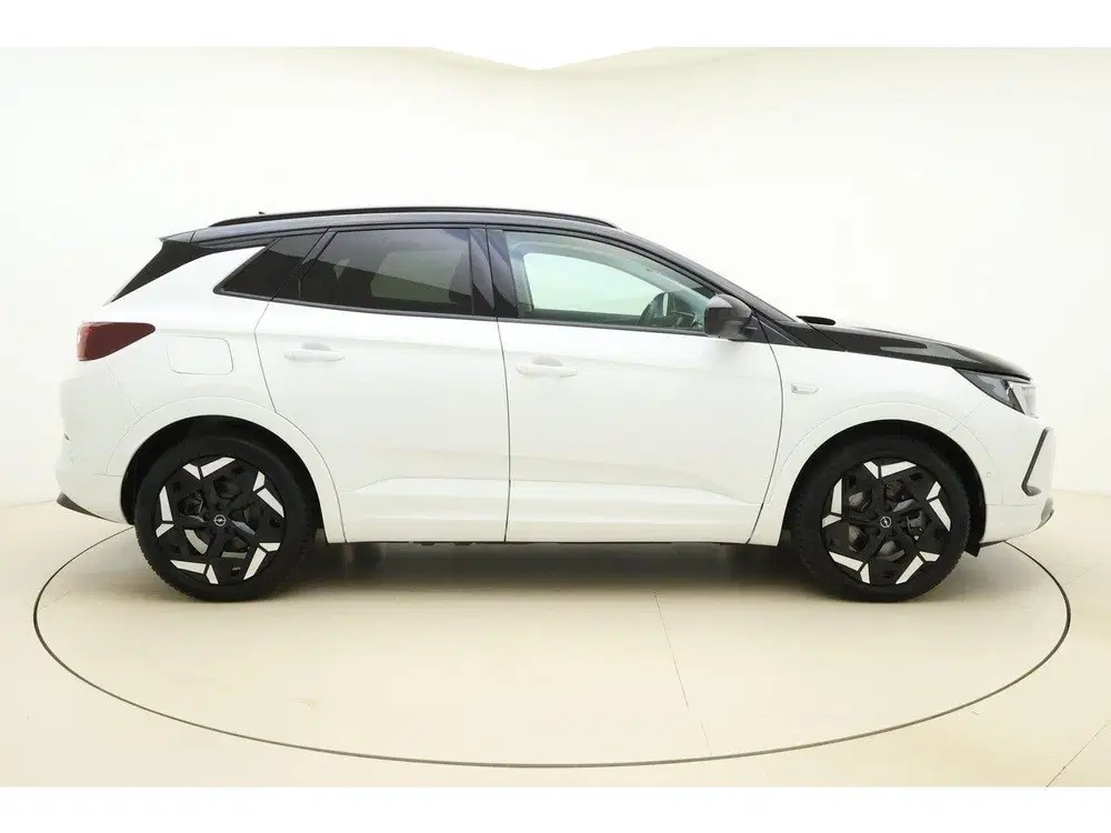 Opel Grandland 1.6 Turbo Plug-In Hybrid 300PK 4x4 GSe uit 2024, foto 9