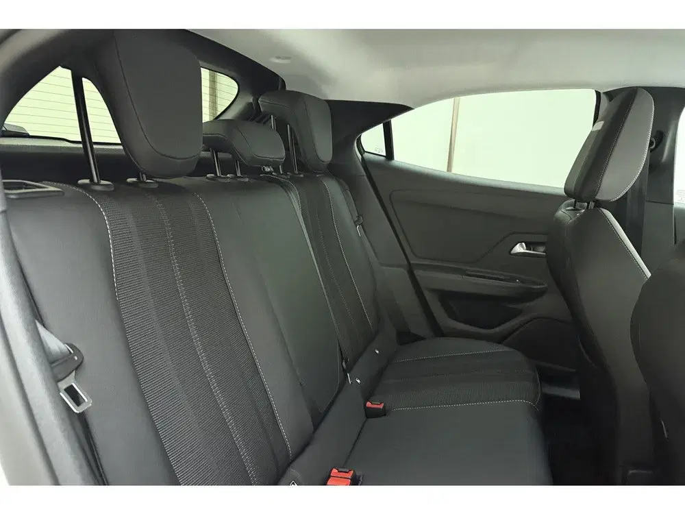 Opel Mokka 1.2 Turbo Elegance 130 PK uit 2022, foto 14