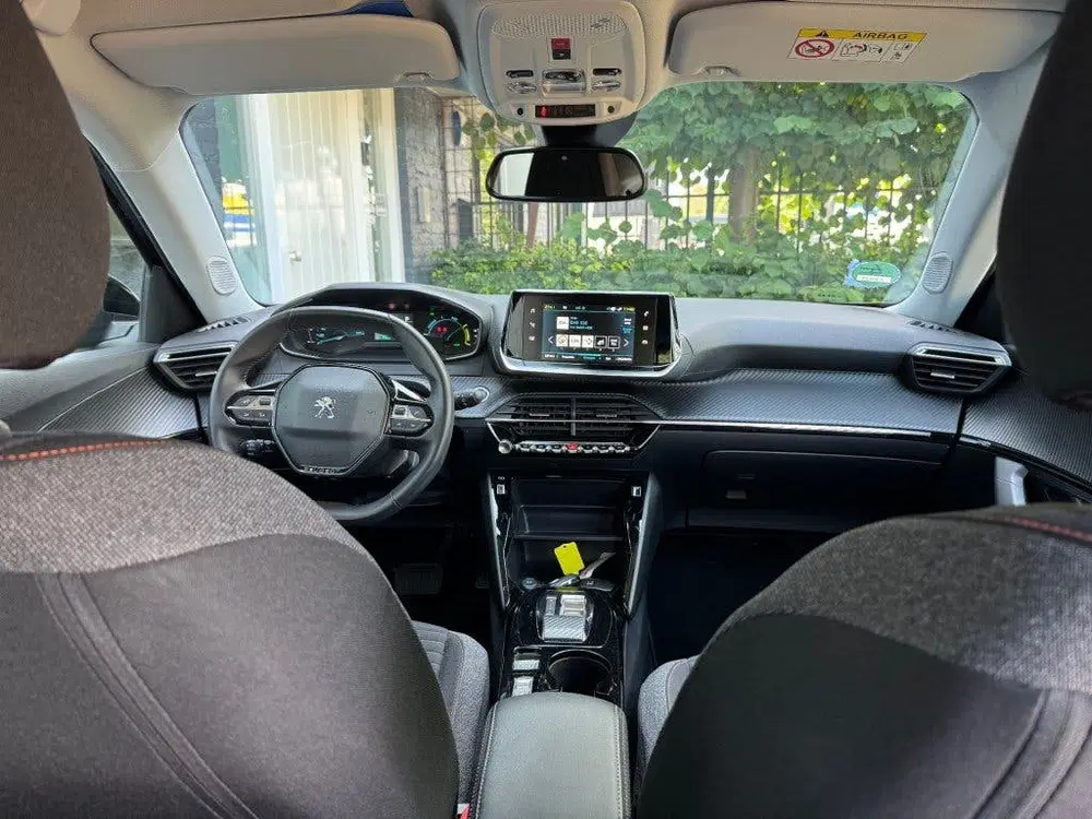 Peugeot 2008 EV Active pack + Led + Nav + Lmv Car play uit 2022, foto 11