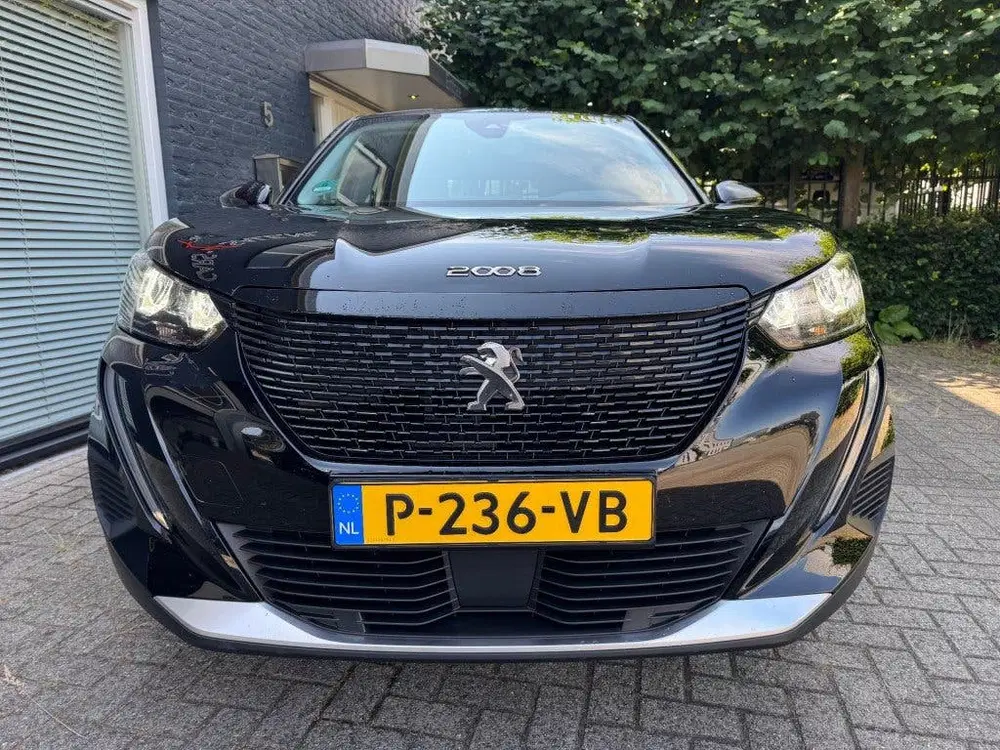 Peugeot 2008 EV Active pack + Led + Nav + Lmv Car play uit 2022, foto 2