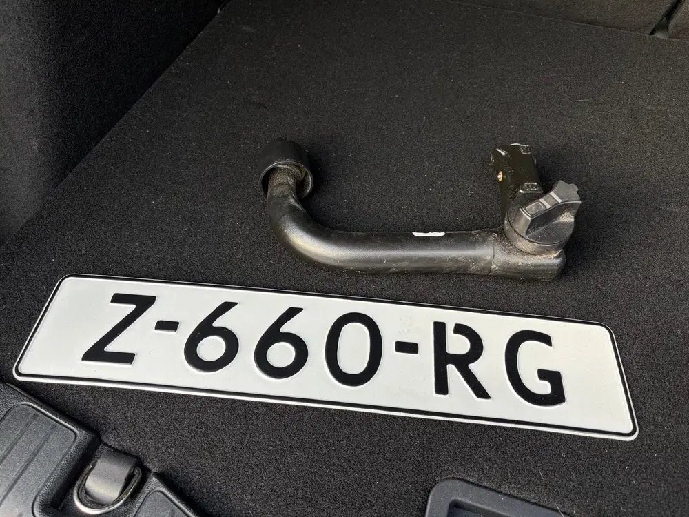 Ford Kuga 2.5 PHEV St-line X Black Style met trekhaa uit 2024, foto 13