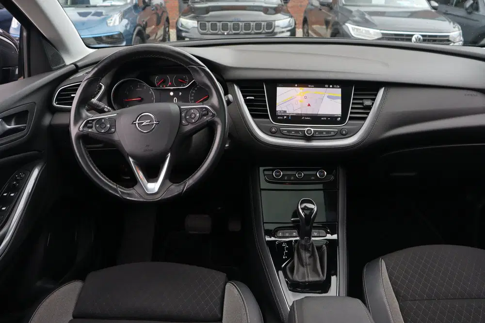 Opel Grandland 1.2 Turbo Business Executive uit 2019, foto 11