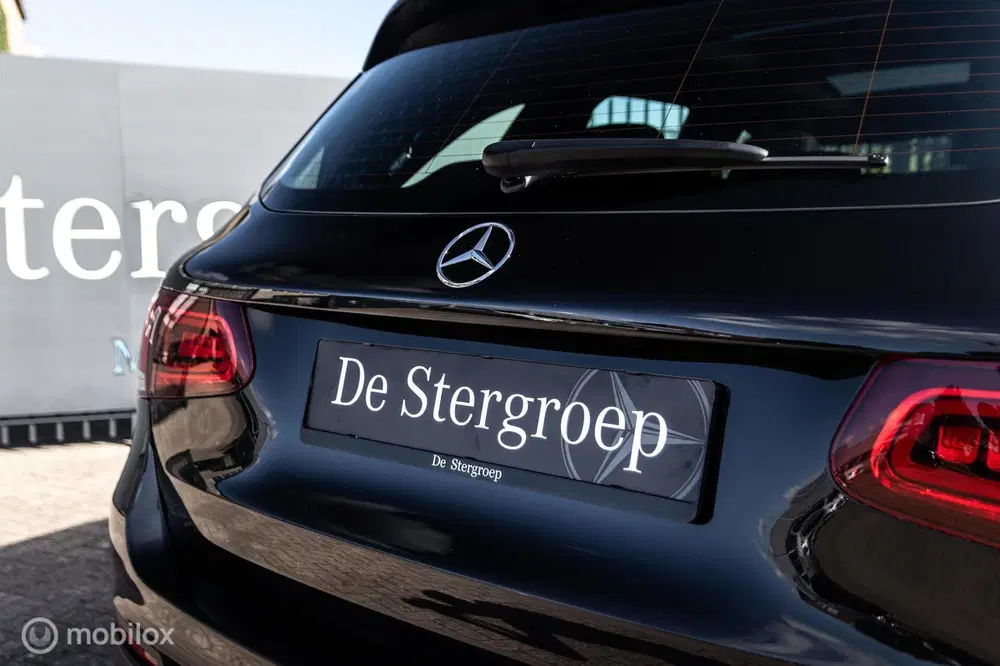 Mercedes-Benz GLC Mercedes GLC-klasse 200 4MATIC Premium uit 2020, foto 15