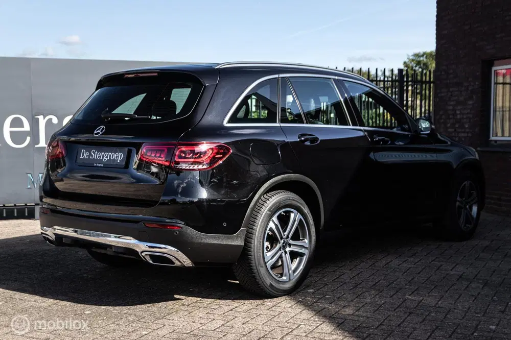 Mercedes-Benz GLC Mercedes GLC-klasse 200 4MATIC Premium uit 2020, foto 9