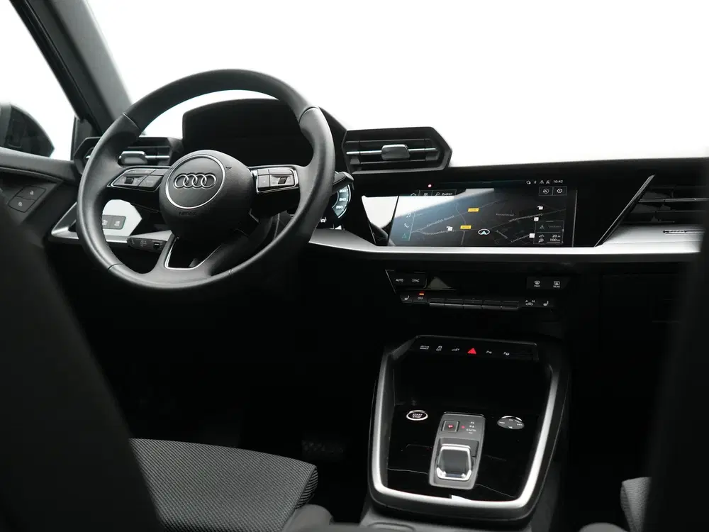 Audi A3 45 TFSI e S Line PHEV 245pk Dealer O.H. uit 2022, foto 10