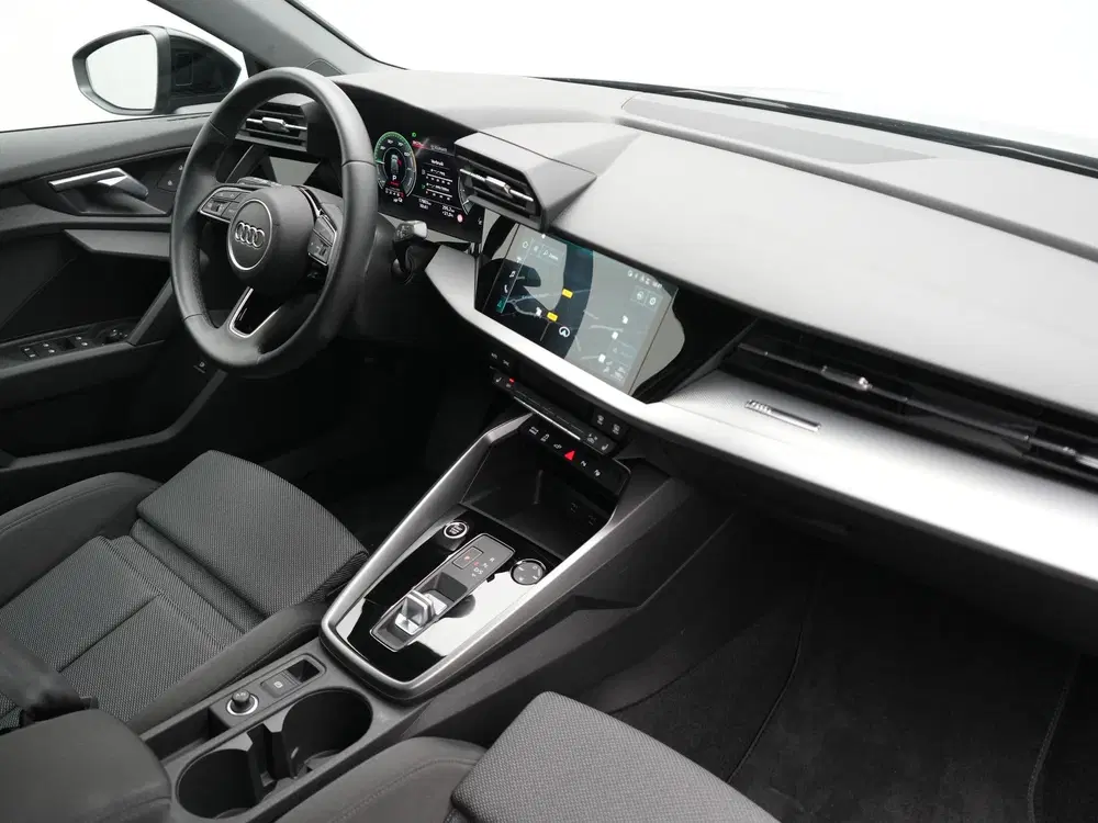 Audi A3 45 TFSI e S Line PHEV 245pk Dealer O.H. uit 2022, foto 4