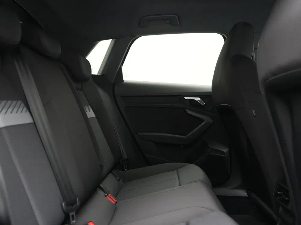 Audi A3 45 TFSI e S Line PHEV 245pk Dealer O.H. uit 2022, foto 6