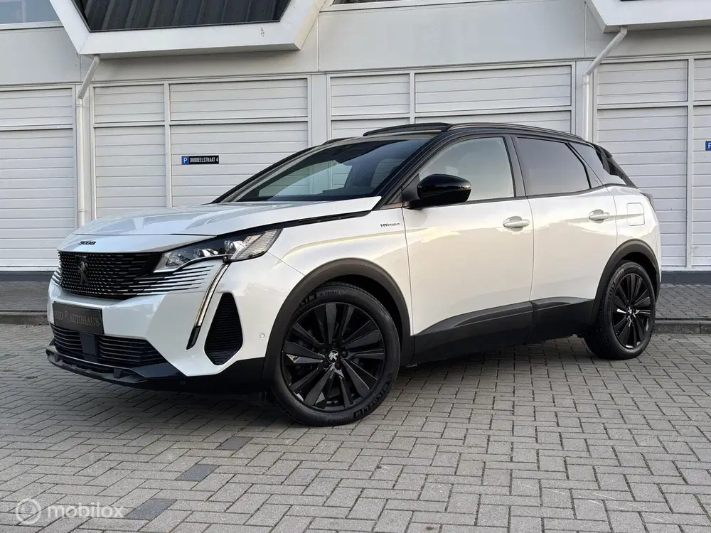 Peugeot 3008 1.6 HYbrid4 300 GT Panodak 19” leder Focal uit 2021, foto 2