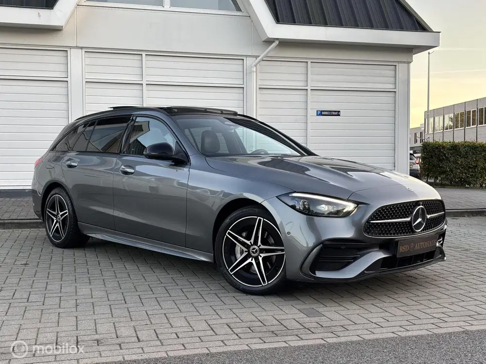 Mercedes-Benz C-Klasse Mercedes C-klasse Estate 300 e AMG Pano lu uit 2022, foto 4