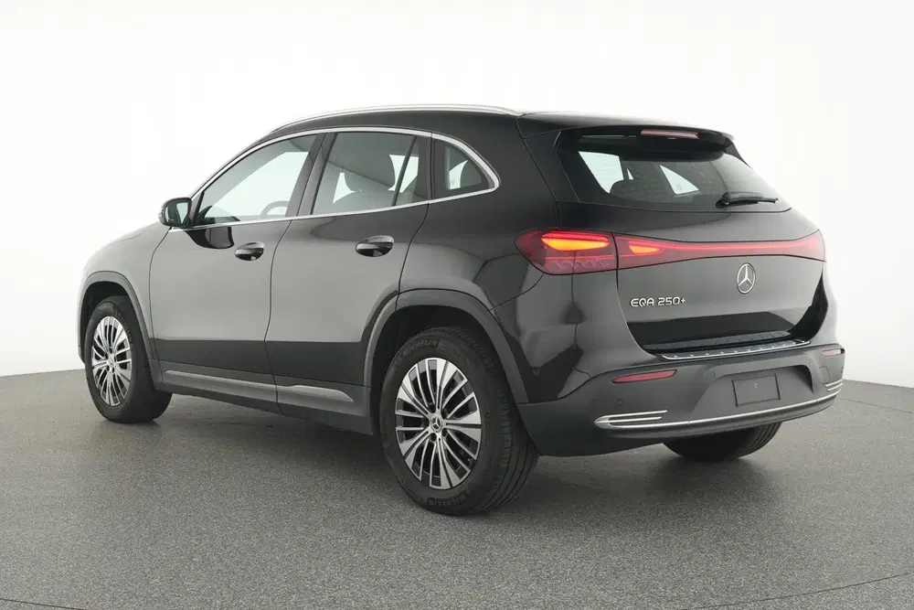 Mercedes-Benz EQA 250+ Progressive 71 kWh Panorama Schuif-Ka uit 2025, foto 2