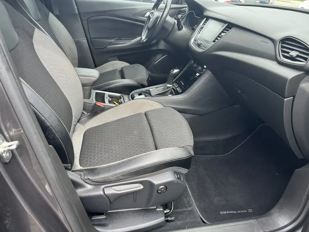 Opel Grandland 1.2 Turbo Business Executive Cruise contro uit 2021, foto 15