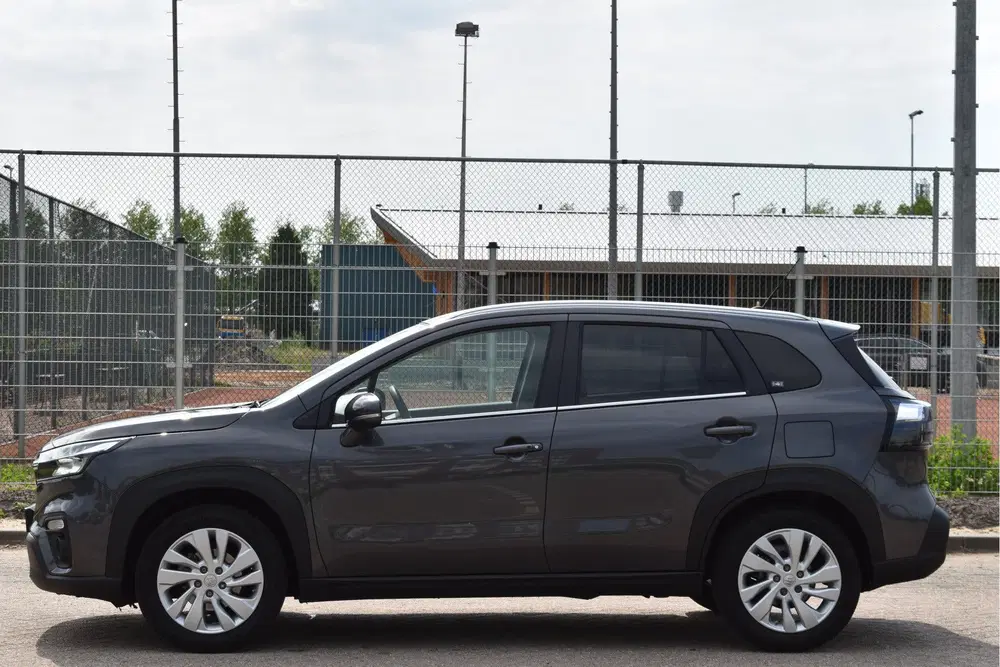 Suzuki S-Cross 1.4 Boosterjet Select Smart Hybrid 130 pk uit 2023, foto 3