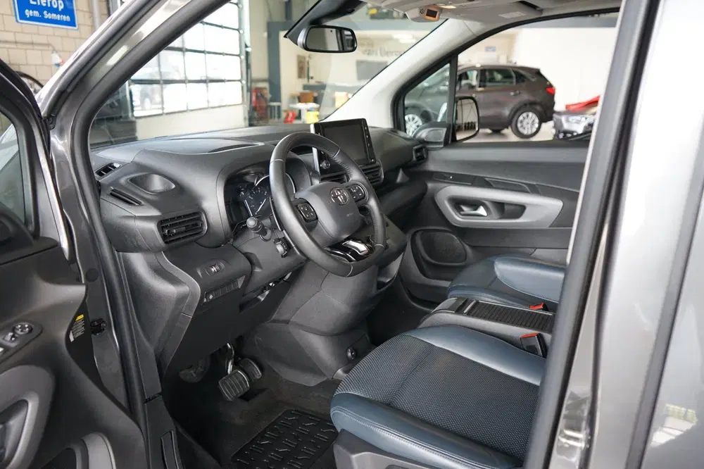 Toyota Proace City 1.2 Turbo Long 7p DEALER-ONDERHOUDE uit 2021, foto 4