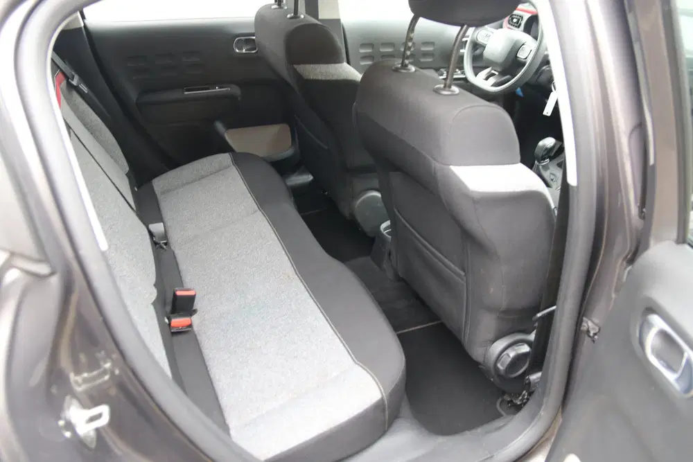 Citroën C3 1.2 PureTech C-Series Navi uit 2022, foto 10