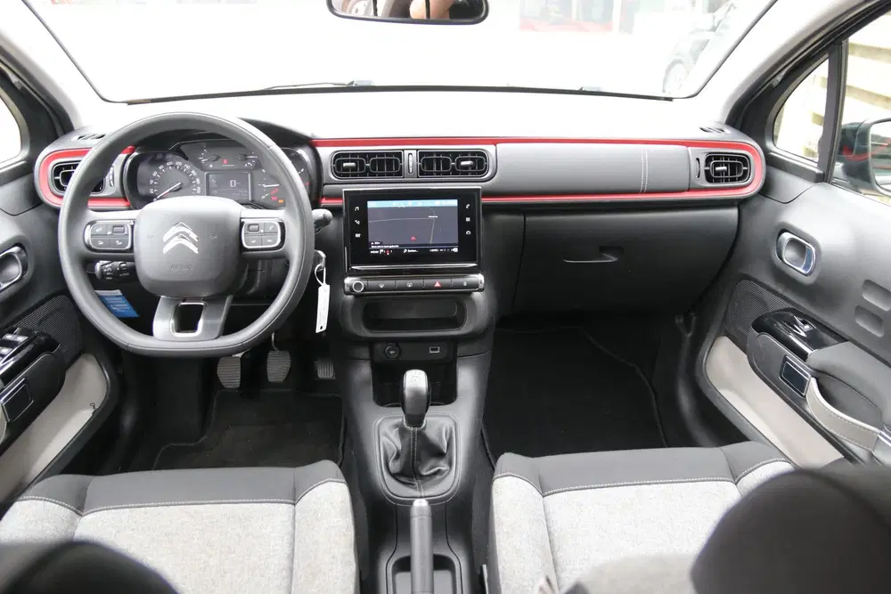 Citroën C3 1.2 PureTech C-Series Navi uit 2022, foto 2
