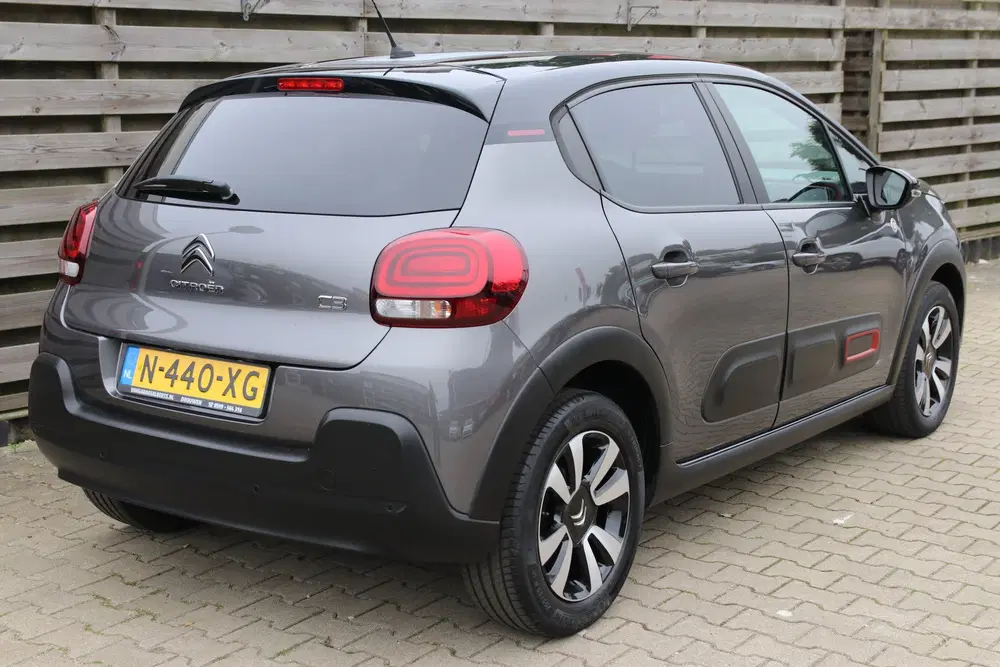 Citroën C3 1.2 PureTech C-Series Navi uit 2022, foto 4