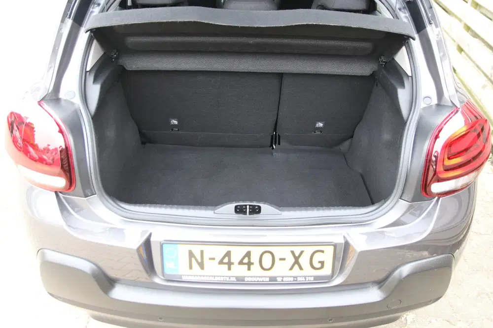 Citroën C3 1.2 PureTech C-Series Navi uit 2022, foto 8