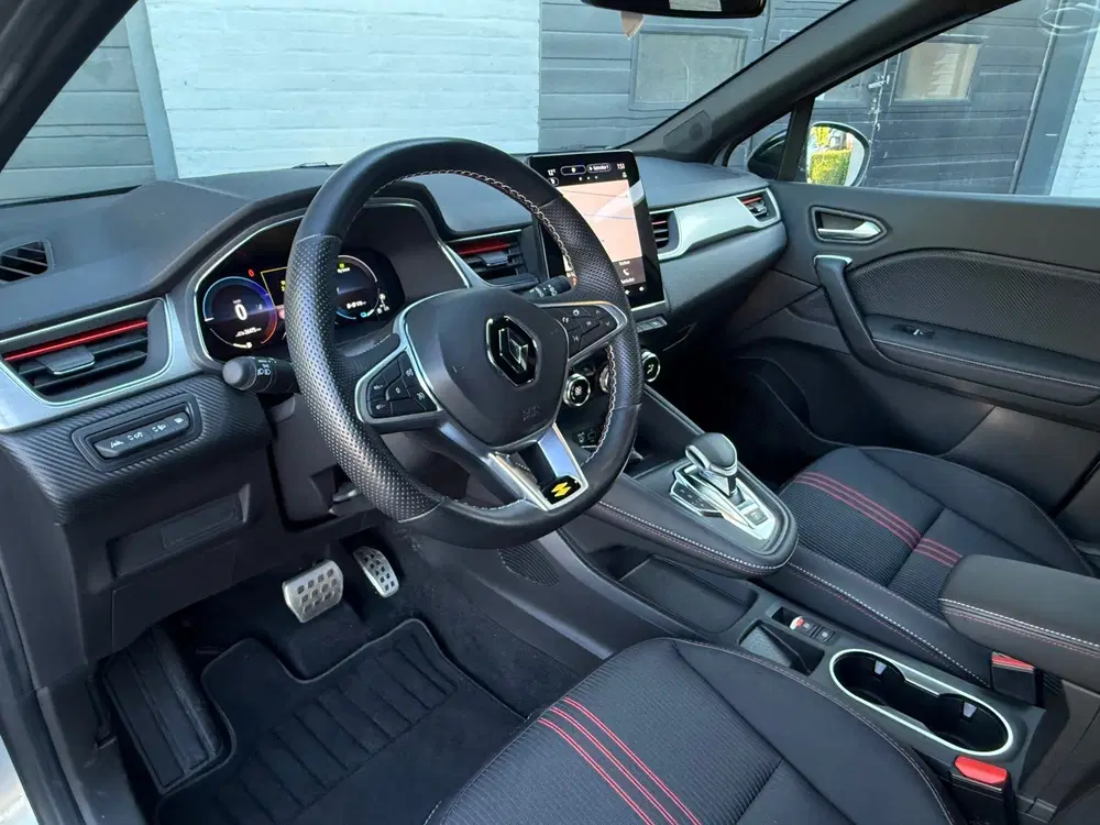 Renault Captur 1.6 E-Tech Plug-in Hybrid 160 R.S. Line uit 2021, foto 5