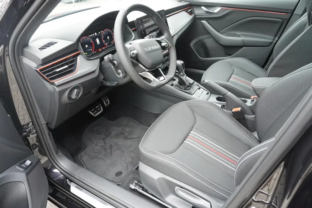 Skoda Kamiq 1.0 TSI 115pk DSG Monte Carlo uit 2026, foto 5