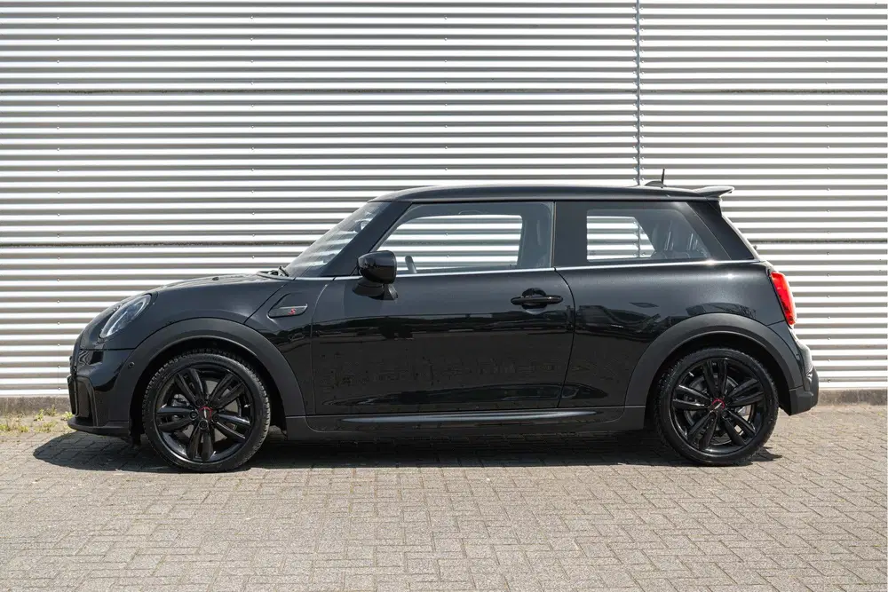 Mini Hatchback Cooper S Rockingham GT JCW Automaat uit 2023, foto 2