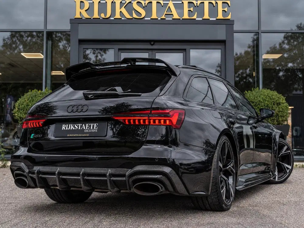 Audi RS6 4.0 TFSI Quattro uit 2022, foto 7