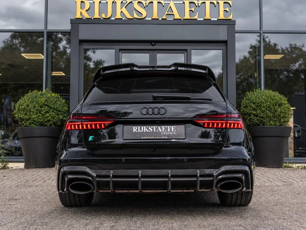 Audi RS6 4.0 TFSI Quattro uit 2022, foto 8