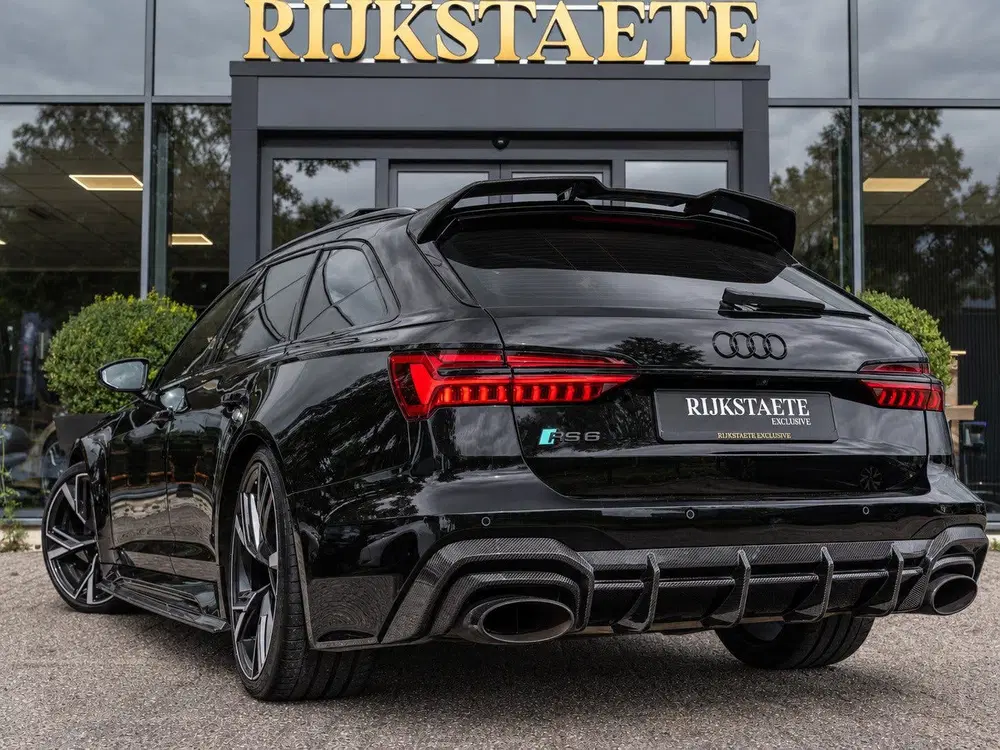 Audi RS6 4.0 TFSI Quattro uit 2022, foto 9
