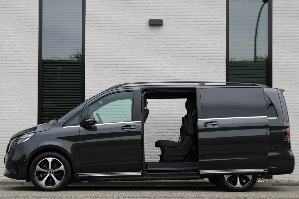 Mercedes-Benz EQV 300 L2 uit 2024, foto 14