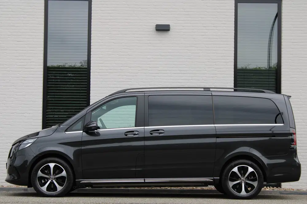Mercedes-Benz EQV 300 L2 uit 2024, foto 6