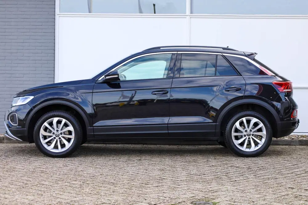 Volkswagen T-Roc 1.5 TSI 150pk DSG Life Edition uit 2024, foto 13