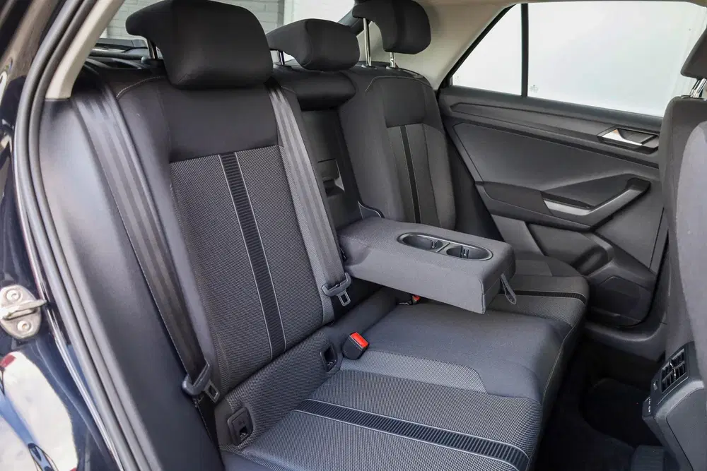 Volkswagen T-Roc 1.5 TSI 150pk DSG Life Edition uit 2024, foto 15