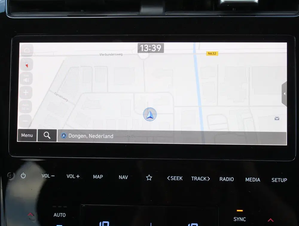 Hyundai TUCSON 1.6 T-GDI PHEV Comfort Smart 4WD CARPLAY uit 2023, foto 12
