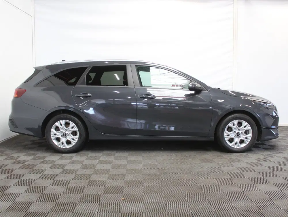 Kia Ceed 1.0 T-GDi DynamicLine CLIMATE uit 2023, foto 15