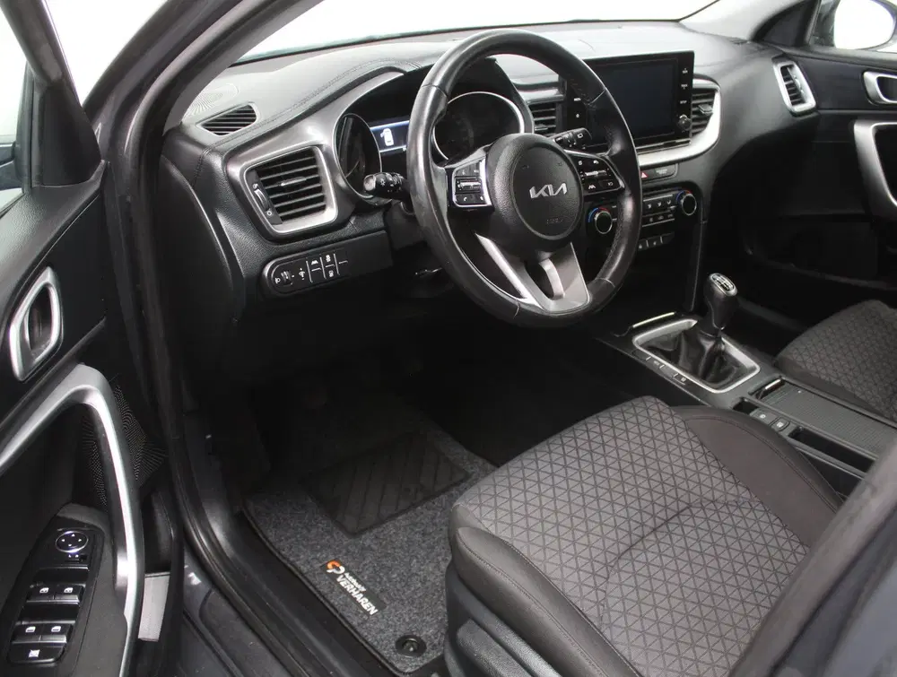 Kia Ceed 1.0 T-GDi DynamicLine CLIMATE uit 2023, foto 3
