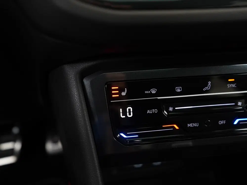 Volkswagen Tiguan Allspace 1.5 TSI R-Line DSG uit 2022, foto 13