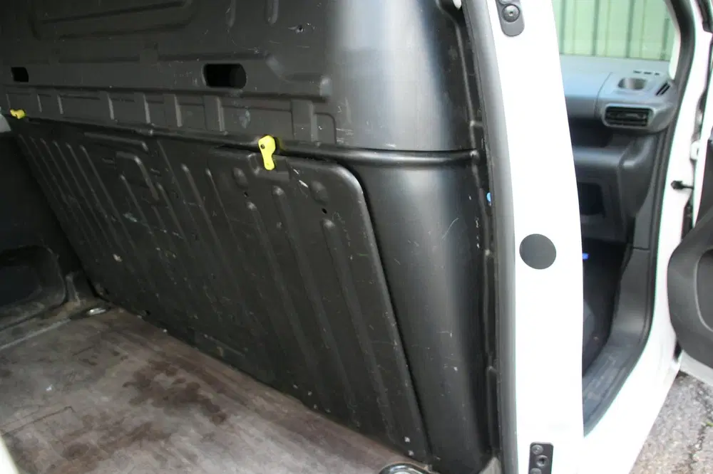 Opel Combo 1.5D L2H1 HEAVY 102 PK uit 2023, foto 9