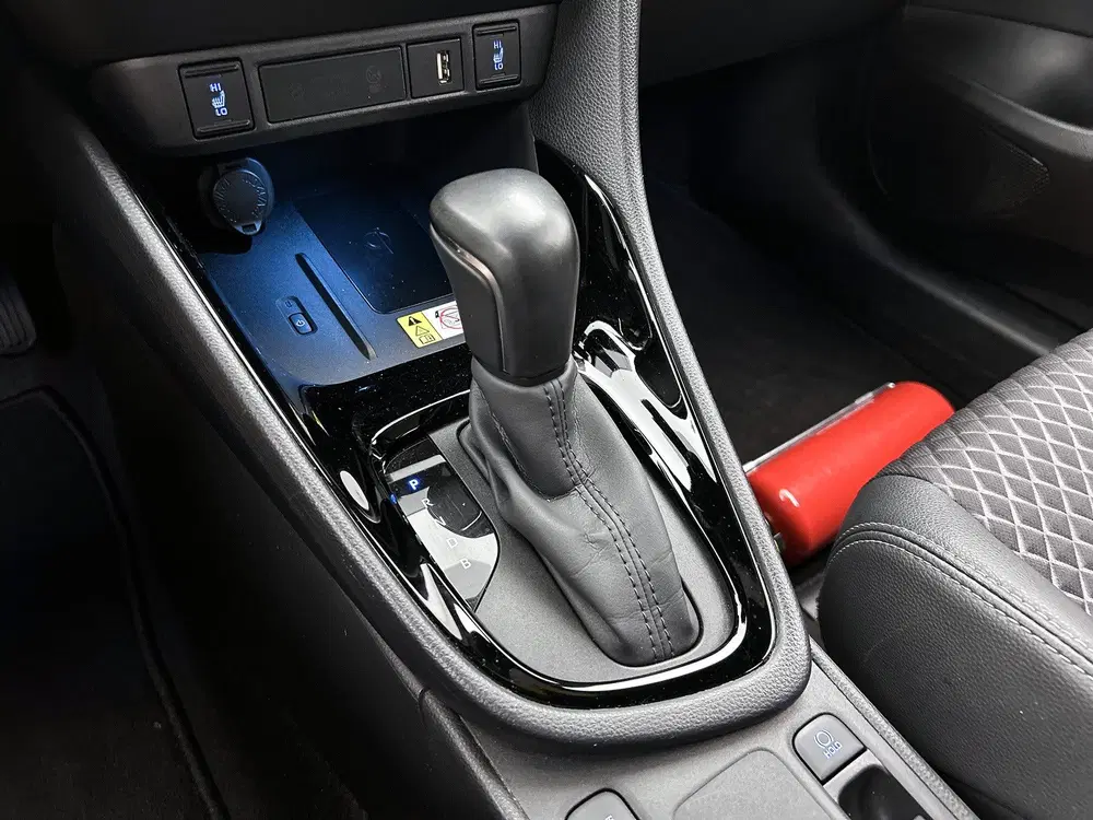 Toyota Yaris 1.5 Hybrid Executive uit 2023, foto 13