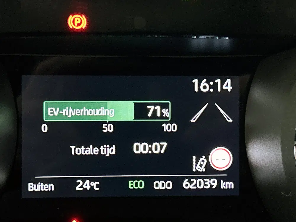 Toyota Yaris 1.5 Hybrid Executive uit 2023, foto 5