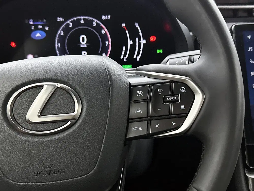 Lexus LBX 2WD uit 2025, foto 15