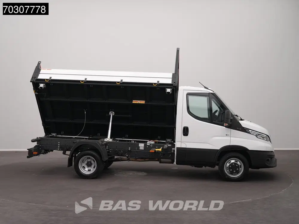 Iveco Daily 3.0L Driezijdige Kipper Dubbellucht 180PK uit 2026, foto 9