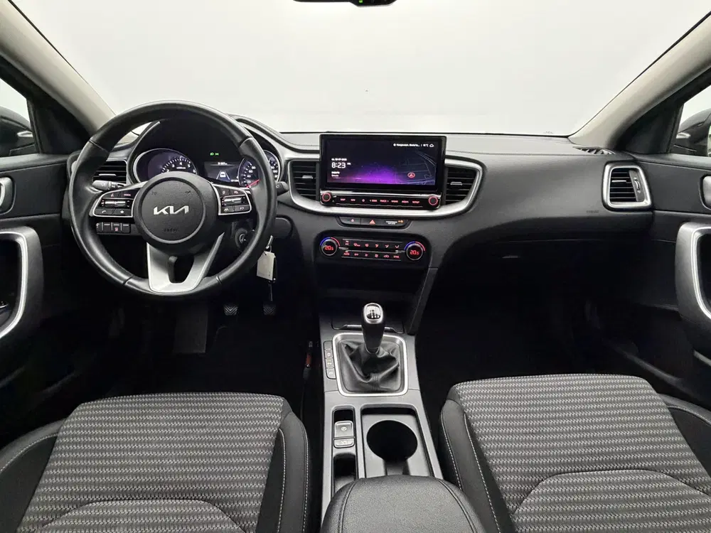 Kia Ceed 1.0 T-GDi DynamicLine uit 2022, foto 2
